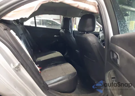 2015 Chevrolet Malibu 2Lt from USA, damaged, VIN 1G11D5SL3FF129393